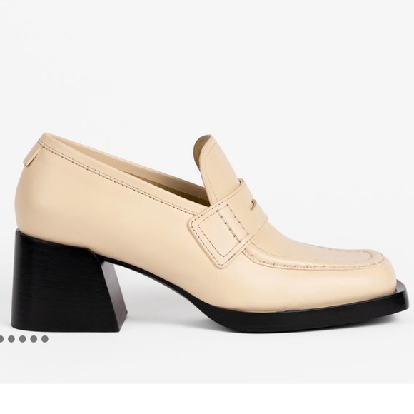 Labucq Kitty Loafer in Cream (Size 36) - Picture 2 of 6